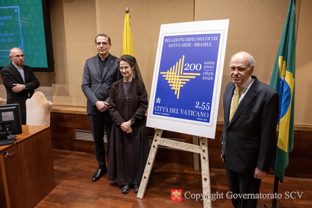 Presentato il francobollo dedicato ai 200 anni delle relazioni diplomatiche tra Santa Sede e Brasile